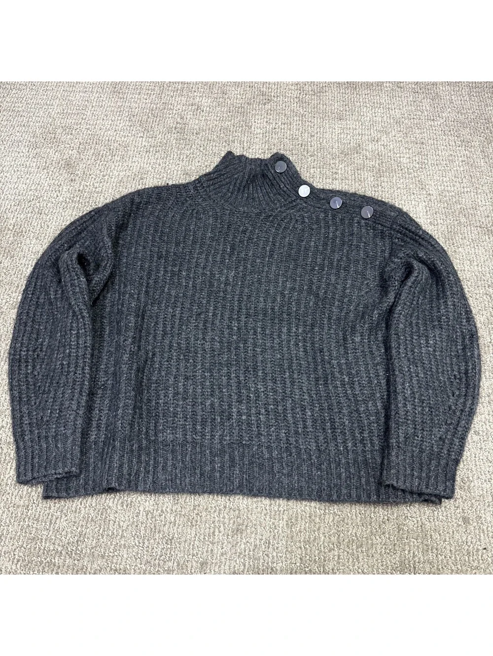 J.Crew Sweater Gray Long Sleeve Pullover Women’s Size Medium